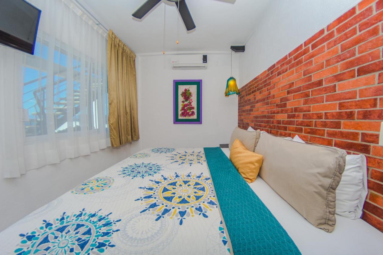 Hotel Suites Nadia Puerto Vallarta Esterno foto