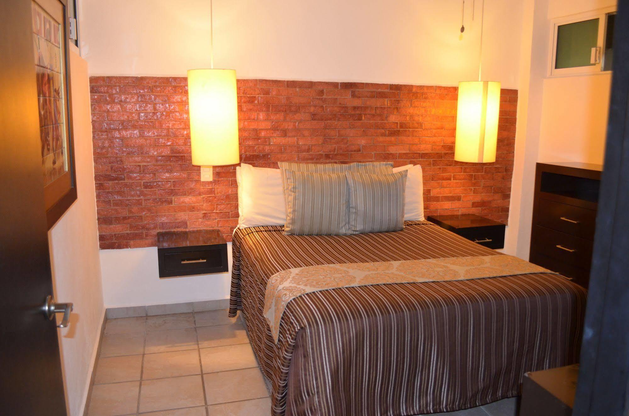 Hotel Suites Nadia Puerto Vallarta Esterno foto